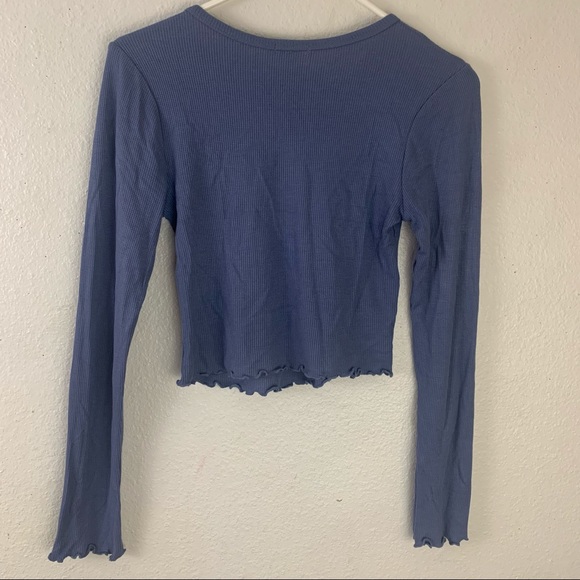 Crop top lettuce hem long sleeves women’s Size Small - Picture 6 of 8